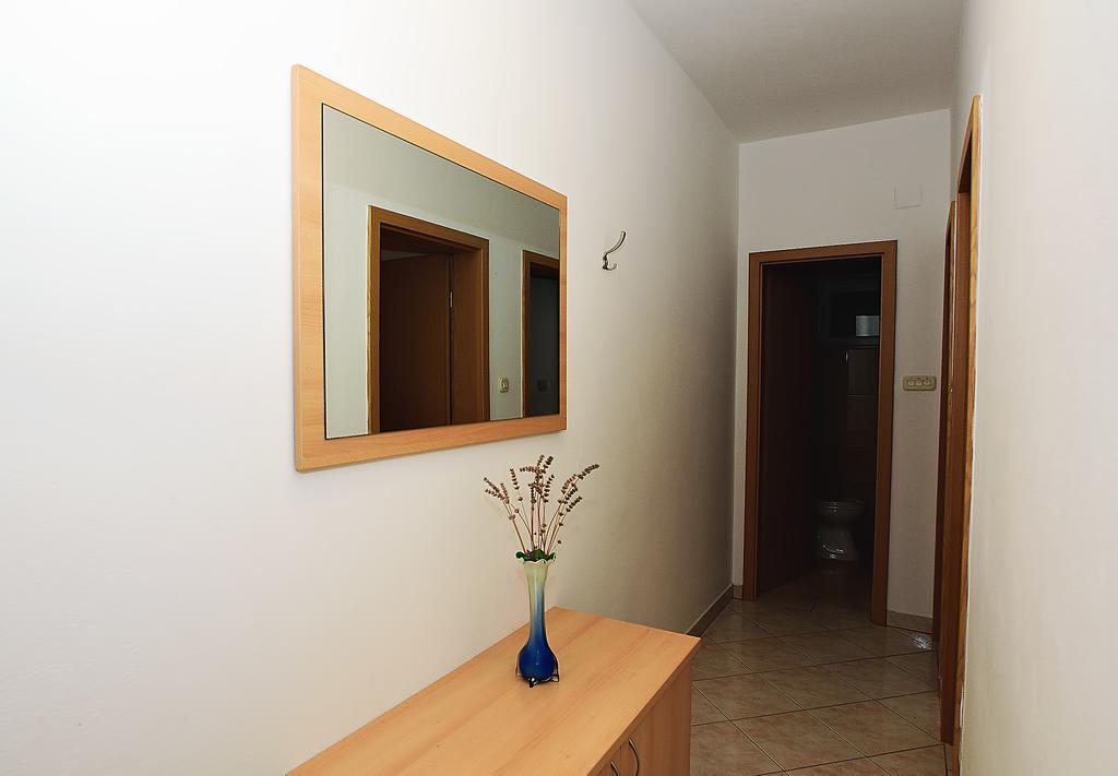 Apartments Lucija Sukošan エクステリア 写真